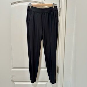 Lululemon Adapted State Jogger High Rise - regular - LIKE NEW
